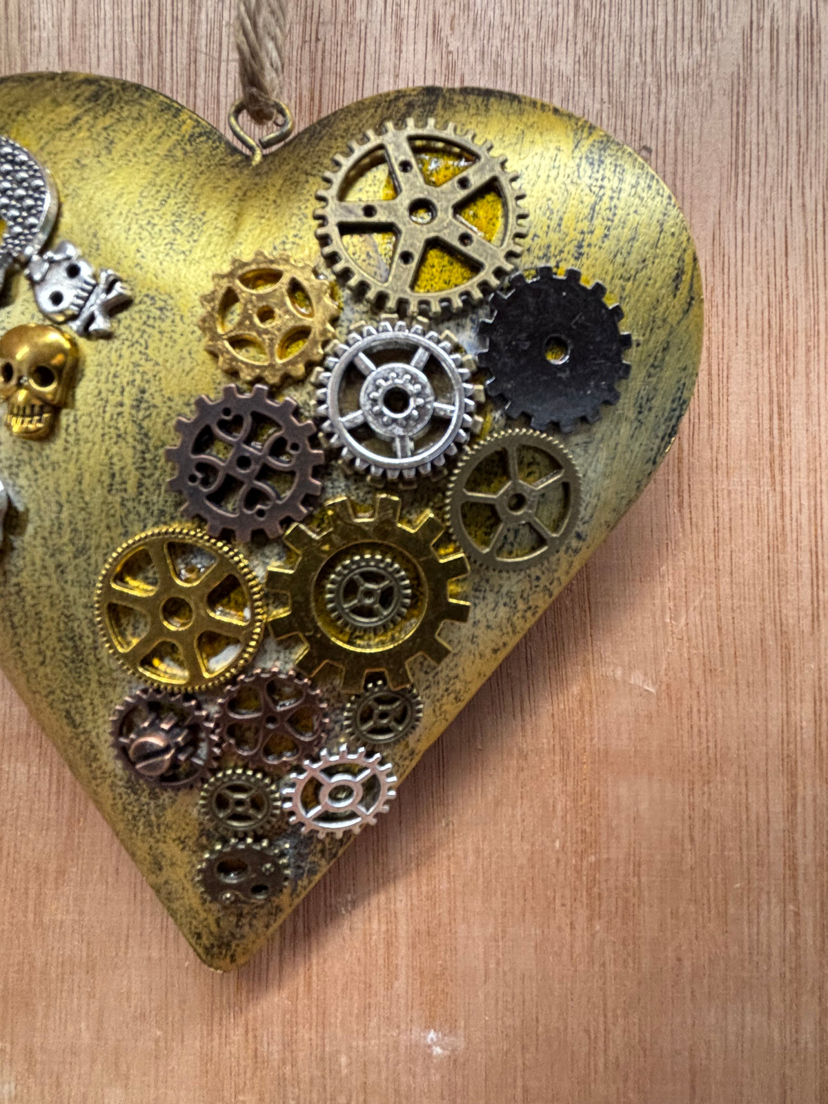 Mini Steampunk Hanging Hearts