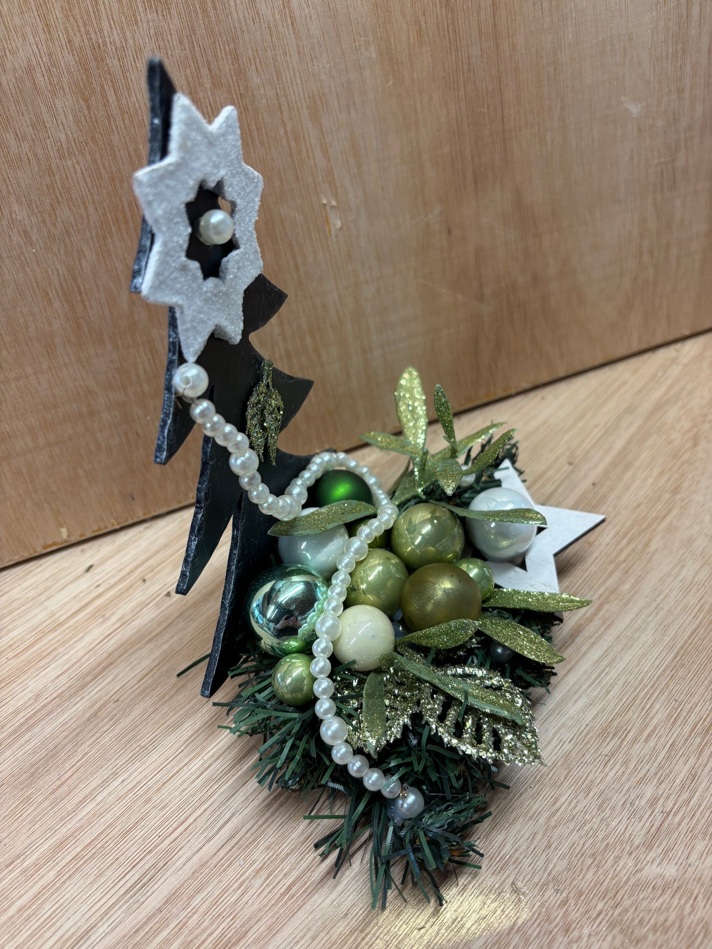 Winter Pearl Wrought Iron Christmas Tree