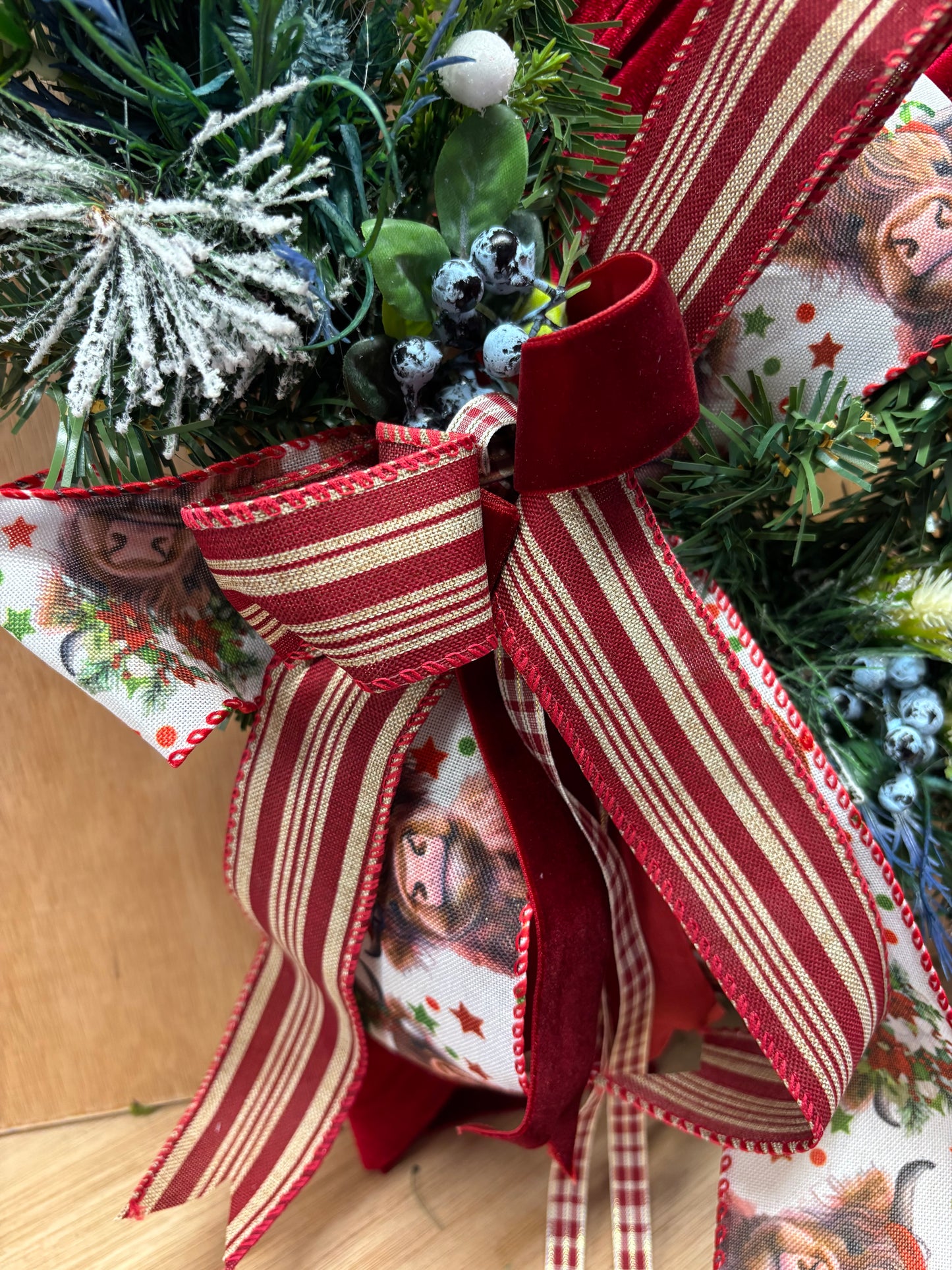 Highland Christmas Velvet Wreath
