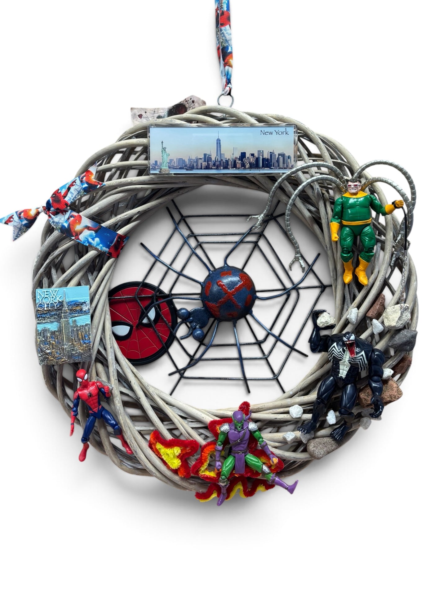 Web Slinger Showdown Wreath