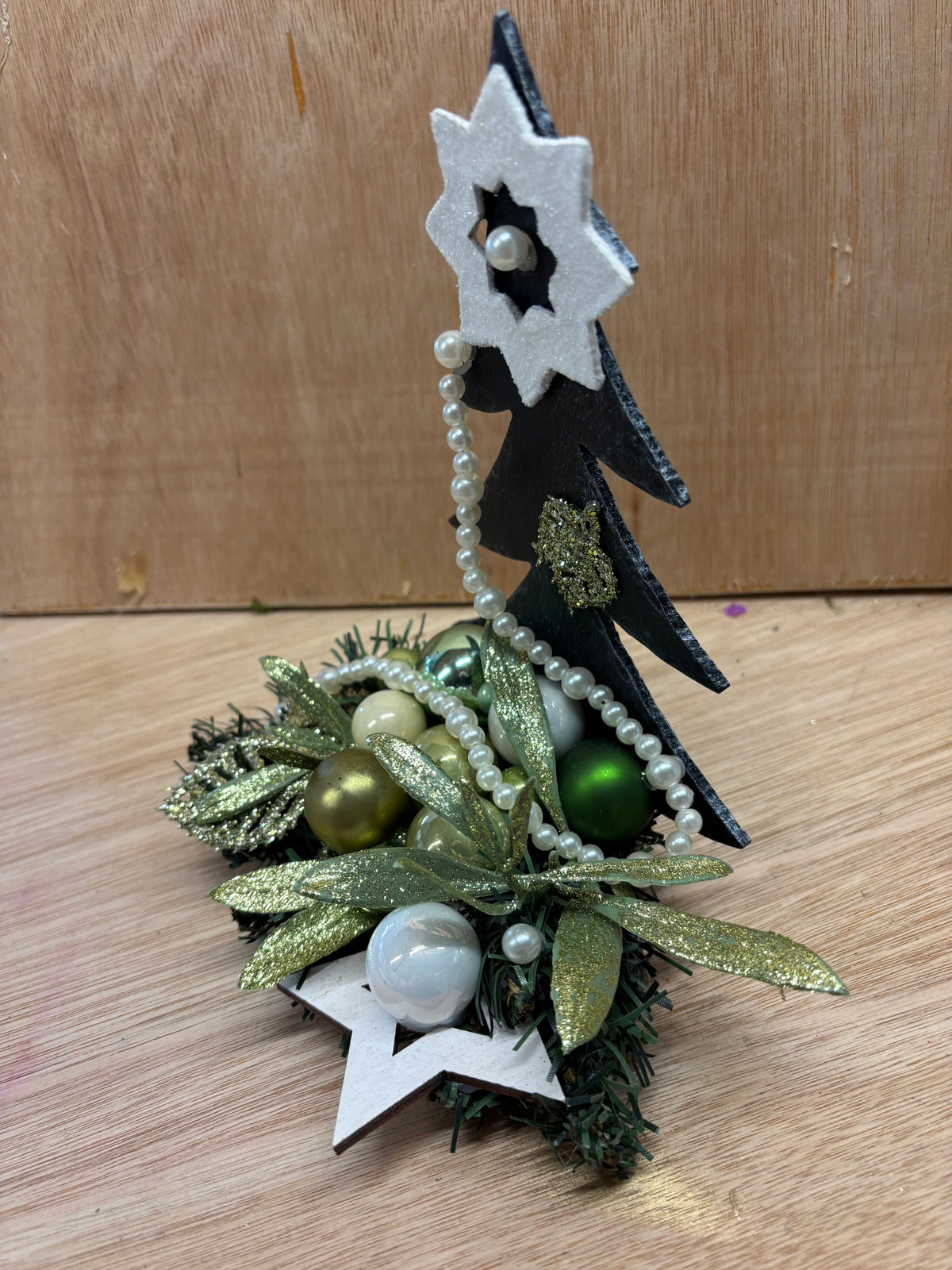 Winter Pearl Wrought Iron Christmas Tree